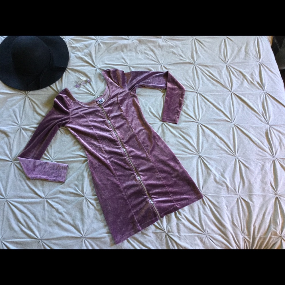 H&M DIVIDED Purple Velvet Bodycon Dress